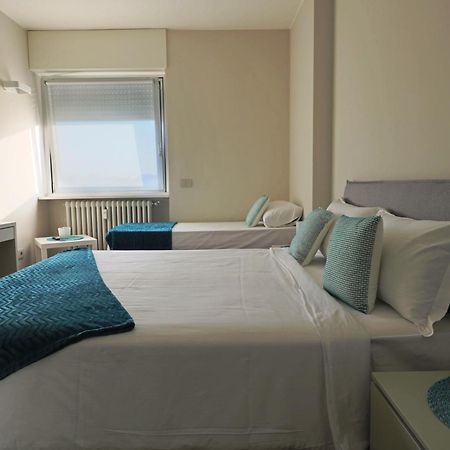 Aparthotel Isola Milaan Buitenkant foto